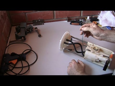 Видео: Прадо 150. Ремонт бензонасоса.