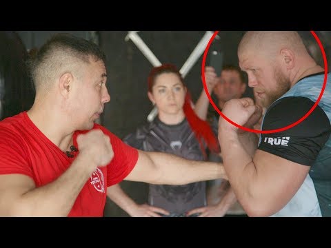 Видео: Макс офигел от Кости Цзю! БОЙ