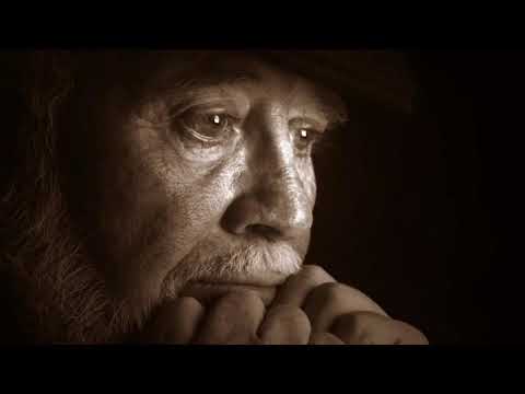 Видео: Жизненный стих, до боли. Как ты там моя жизнь. Автор Оксана Чехалина. Читает Леонид Бархатов.