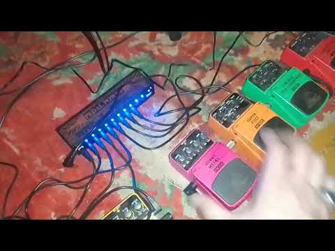 Видео: Behringer Pedal (HeaVy Metal) HM-300 Педаль перегруза - Дисторшен.