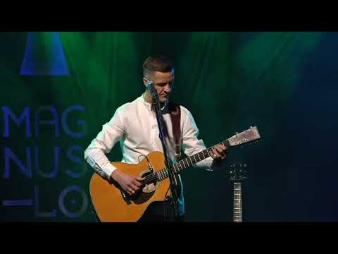 Видео: «Ночь большого города…» Дмитрий Хмелёв (Live)