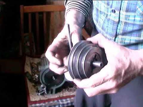 Видео: Токарный станок Универсал 2  Снятие насадного вала