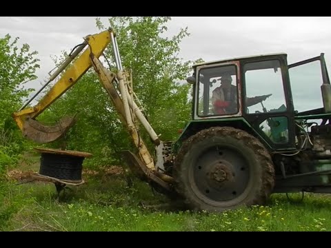 Видео: Укладываю кабель и закапываю траншею. Экскаватор ЭО2621 ЮМЗ6. Часть третья, последняя.