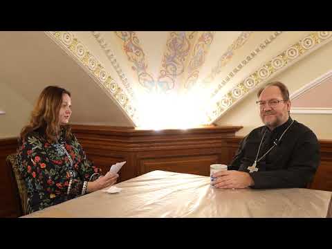 Видео: Вопросы священнику от молодежи: колдовство и магизм? пост? как молодым знакомиться? и др.