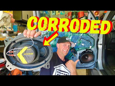Видео: Долго ли прослужат динамики KICKER в вашей Toyota Tacoma? (Бросил работать?)