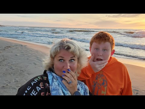 Видео: Отдых на Балтийском море Гастротур Целый день едим Ресторан Гнездо Дача строганина из Пеламиды Цены!