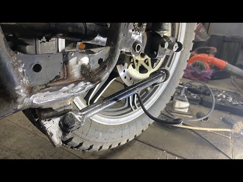 Видео: Боковая подножка на мотоцикл ИЖ. Где расположить. Принцип работы. Концепция.