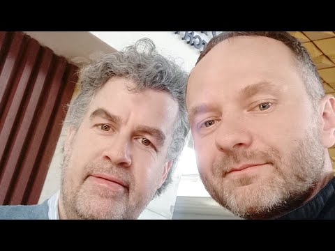 Видео: Голландская кофейня на Зелёном базаре Алматы Bowler coffee Полный обзор Купили панкейки