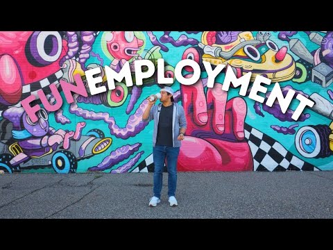 Видео: 48 лет и безработица: пора паниковать? | FUNemployment