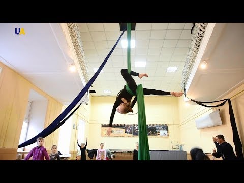 Видео: Воздушная гимнастка Анна Плутахина | Future UA