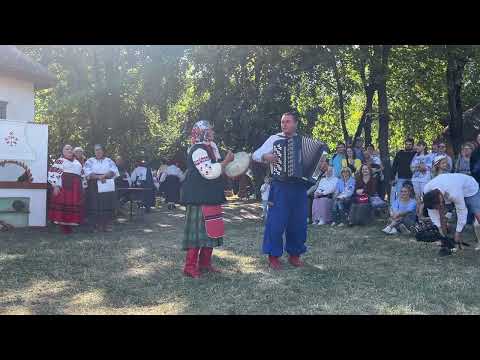 Видео: Бубон тріщить, міха рвуться, пісні співаються!!!