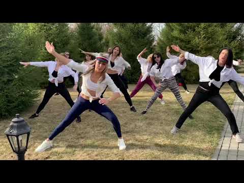 Видео: ЗАРЯДКА на ГРЯДКЕ