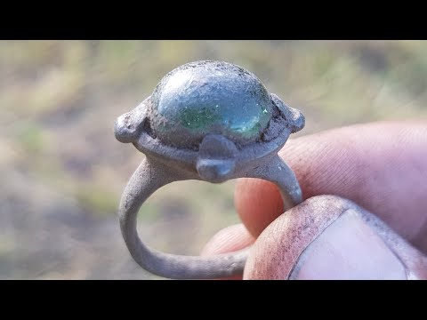 Видео: Супер Удачный КОП Поселение 13 века МЕГА находки с металлоискателем!!!!