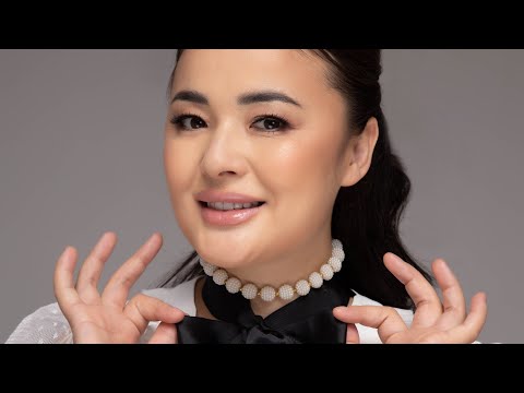 Видео: Moldir Mukanova - Туған Күніңмен