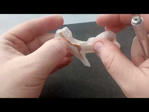 Видео: Руки С Оружием Минотавра/Огра/Молот/Когти/Вскрытие Формы/ Литье/Скульпт/Пластилиновая Мастер Модель