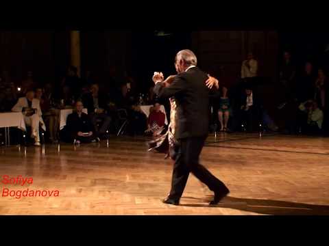 Видео: Красивая песня и танец! Андрей Рубежов - *Любовь за 60* Послушайте