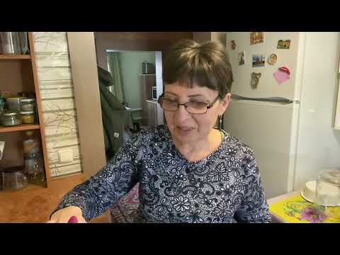 Видео: ПО МОРОЗУ ЗА МОЛОКОМ, САЛАТ ИЗ ТОГО, ЧТО ЕСТЬ В ХОЛОДИЛЬНИКЕ, СВАРИЛА СУП ИЗ КОНСЕРВОВ