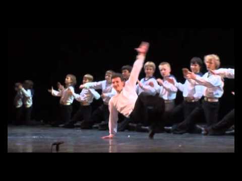 Видео: Ансамбль танца «Юный Ленинградец» (JunLen)