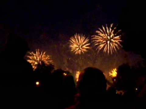 Видео: 22:15||09.05.09 Салют на день Победы в Латвии(Риге)