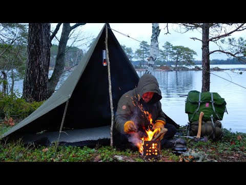 Видео: 3 дня в одиночестве в пустыне - Укрытие из холщового пончо - Катастрофа случилась на второй день