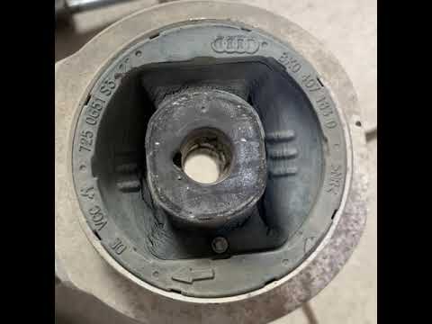 Видео: Замена сайлентблоков на Audi Q5