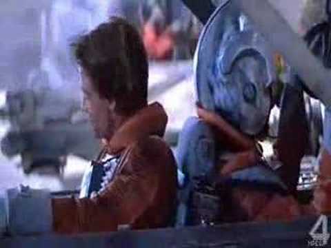 Видео: Идиотский марш