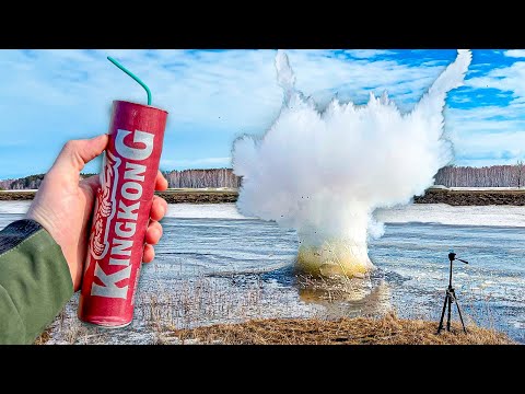 Видео: ✅ ЛЁД + МОЩНАЯ ПЕТАРДА  💥 ТОП ПЕТАРД НА ЛЬДУ и ПОДО ЛЬДОМ 🔥 ЛЁД ТРЕСНУЛ КРАСИВОЙ ПАУТИНОЙ