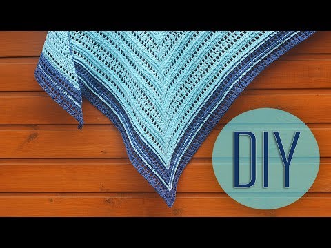 Видео: Вяжем бактус шаль крючком. How to crochet a baktus-shawl