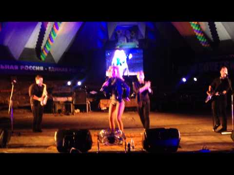 Видео: День города Советск,выступление Бьянки (06.09.2014)