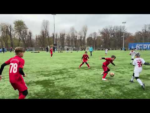 Видео: 09.11.25 р. ДЮСШ 15 (2016) - Восход, 1 тайм, 2:4.