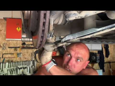 Видео: Замена шаровой на изи Рено Сценик 3