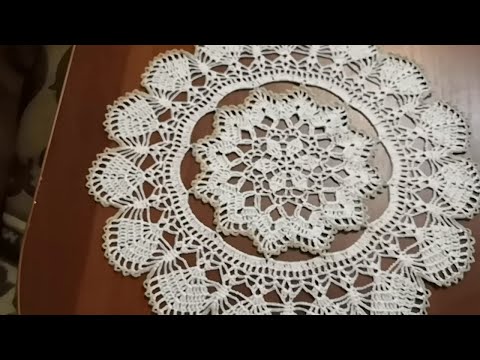 Видео: Салфетка ажурная.  Вязаная салфетка для начинающих.  1 Часть  A napkin tracery.