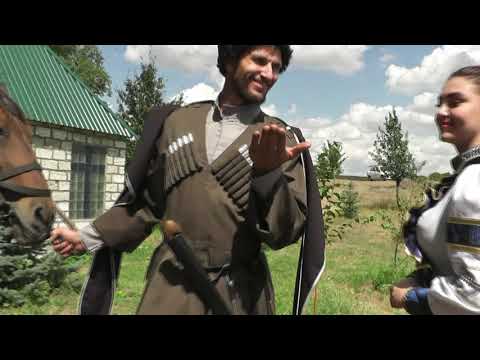 Видео: Народный ансамбль «Казачья вольница»-Роза белая