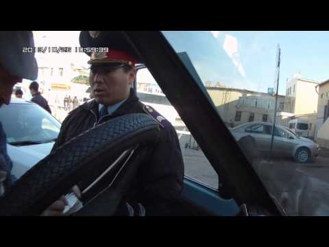 Видео: ПОЛИЦЕЙСКИЙ БОТАЕТ ПО ФЕНЕ. ГАИ ДПС. ОСА КАРАГАНДА