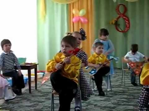 Видео: Девушки фабричные (детский сад)