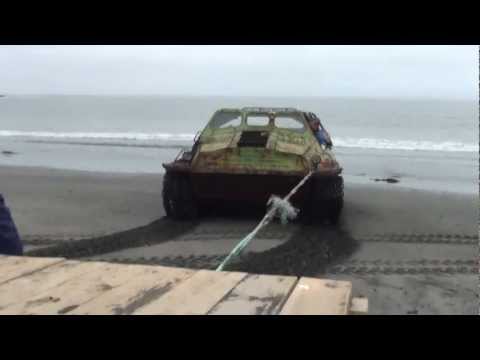 Видео: 9 Морская прогулка Кунашир