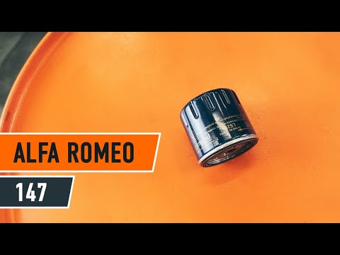 Видео: Как заменить моторное масло и масляный фильтр на ALFA ROMEO 147 (937) [ВИДЕОУРОК AUTODOC]