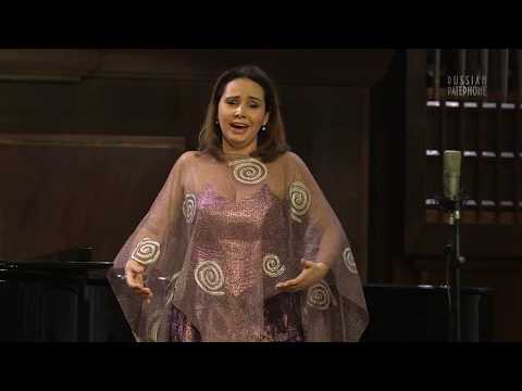 Видео: ЧАЙКОВСКИЙ Горними тихо летела душа небесами - Злата Рубинова / Softly the Spirt Flew up to Heaven