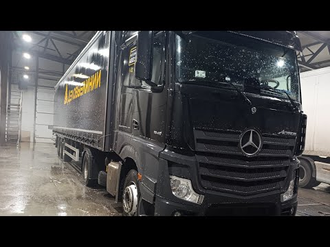 Видео: Началась зима, первый гололёд. Помогаю коллеги, не растормаживается полуприцеп. Домой на выходные.