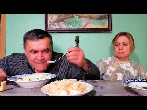 Видео: МУКБАНГ / Косяковые высказывания. На замечания не реагирует.