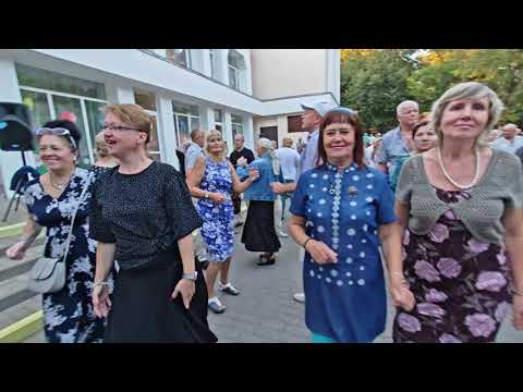 Видео: 22.09.24г..."Прости,Прощай"... звучит на танцполе в Гомельском парке...