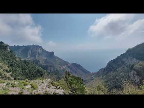 Видео: Панорамна разходка по "Пътя на боговете" Амалфи  и кратък обзор на  7 дни в Италия.