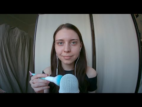 Видео: ASMR| Mic brushing & soothing mouth sounds| Кисточка & успокаивающие звуки рта😴