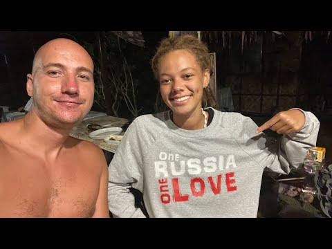 Видео: Празднуем 8 марта с африканкой на Филиппинах! Концерт в русской деревне!