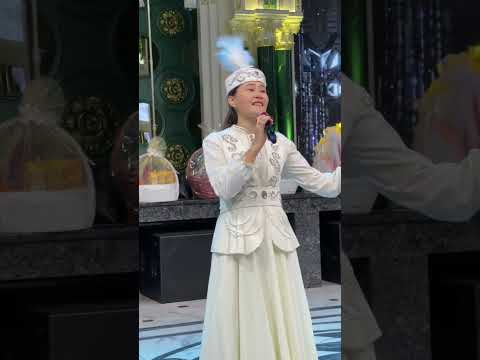 Видео: Айсулуу Эсенбек кызы “Нарындан тапкан махабат”. #ырчы #rek #айсулуу #wedding #wedding #кыргызкызы