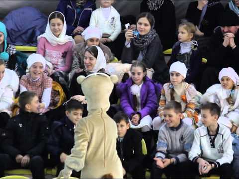 Видео: Сюжет о детях из сиротского приюта Банченского монастыря.