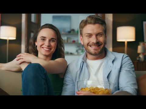 Видео: 5 признаков того, что она испытывает к тебе симпатию | Психология отношений