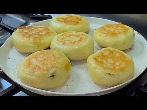 Видео: Отварите и разомните картофель, начините и обжарьте на сковороде, вкусные блинчики готовы!