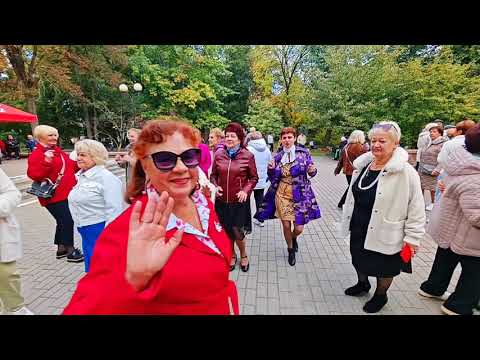Видео: 4.10.25г... "Витамин Любви"... Ирина Эмирова... звучит на Танцполе в Гомеле... 
