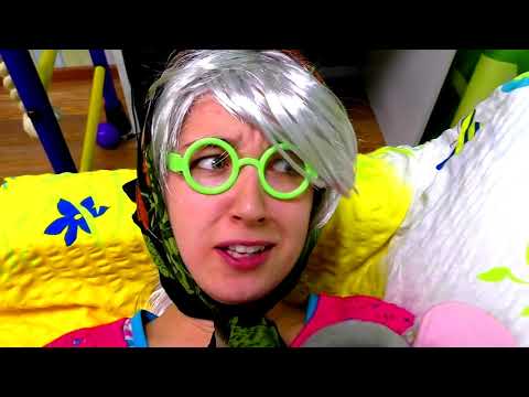 Видео: Рома и Хелпик выбирают новую любимую профессию! Pretend PLAY TOYS and choosing a NEW PROFESSION